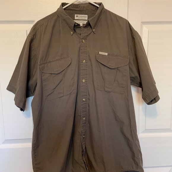 Columbia Men's Short Sleeved Solid Button Down Shirt Green Size XL - Picture 2 of 14